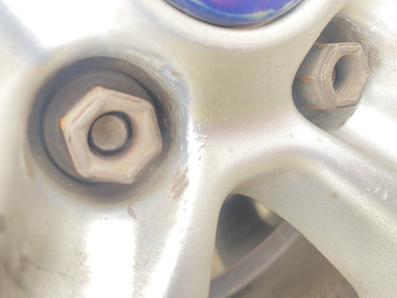 Болты Ford Kuga 2012 г.  2.0 л дизель Киев