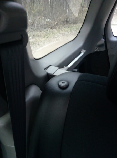 Защелка сиденья Subaru Forester SG  2006 2.0 Бензин Чернигов