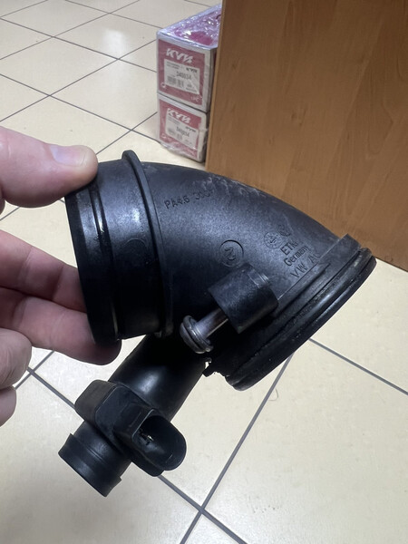 Патрубок турбіни Skoda Superb 3  2017 2.0 Дизель 