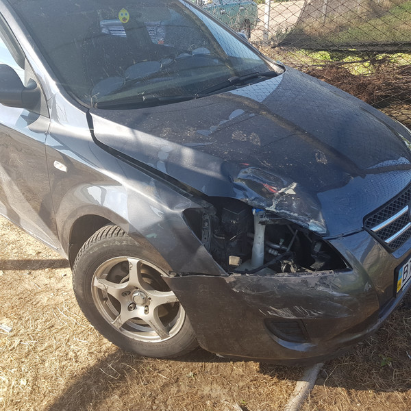 Капот Kia Cee`d  2008 универсал 1.6 Дизель Таврийск