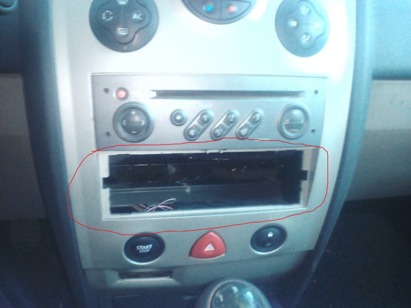 Полка Renault Megane 2 2004 1.4 Бензин Львов