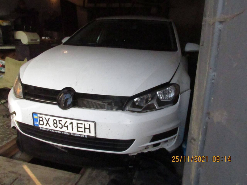 Бампер передний Volkswagen Golf vairant 2016 универсал 2.0 Дизель Хмельницкий