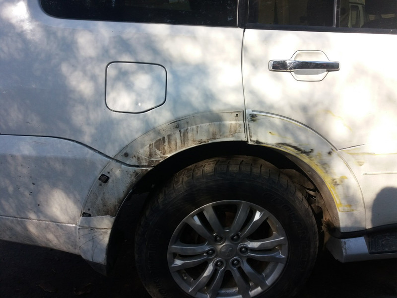 Накладка крыла заднего правого Mitsubishi Pajero Wagon  2013 3.2 Дизель Сумы