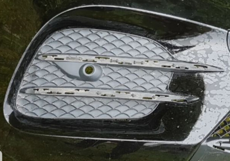 Решетка бампера правая Mercedes-Benz Viano  2016 3.0 Дизель Луцк