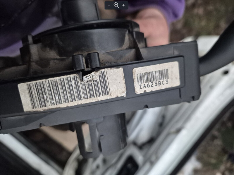 Переключатель света фар Peugeot Partner  2007 1.6 Дизель 