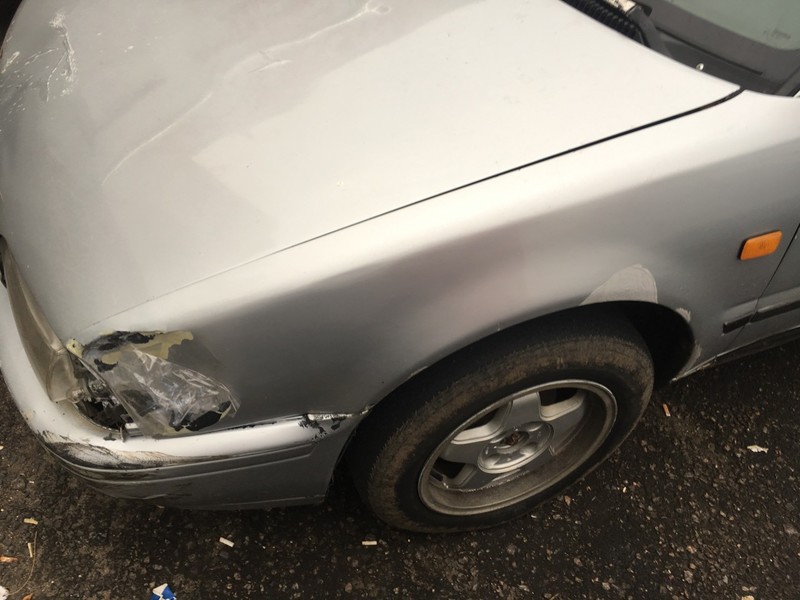 Крило переднє 63113-79N30   Nissan Primera