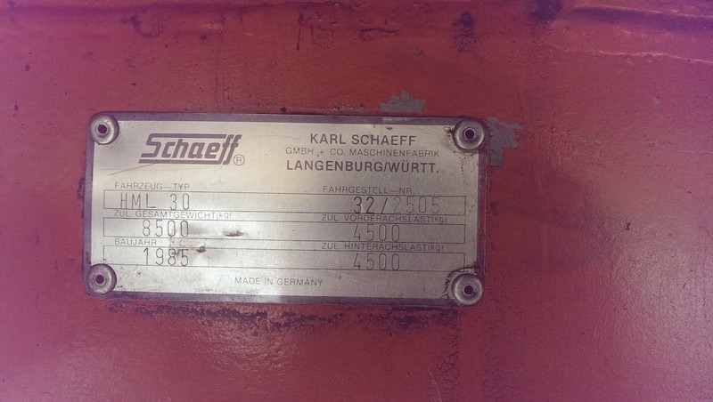 Левая передняя полуось Schaeff HML 30 1985  Дизель Южноукраинск