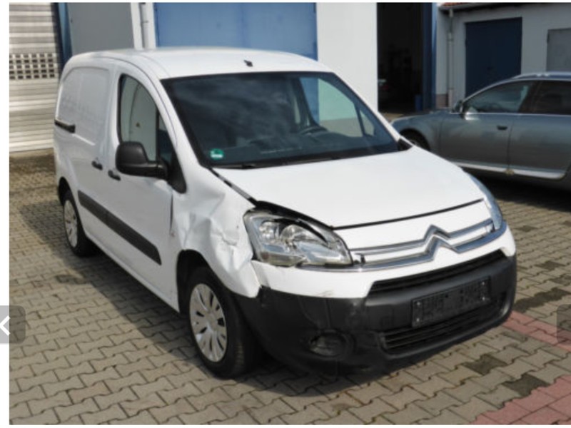 Крыло переднее правое фара правая, компрессор кондиционера Citroen Berlingo  2014 1.9 Дизель Полтава