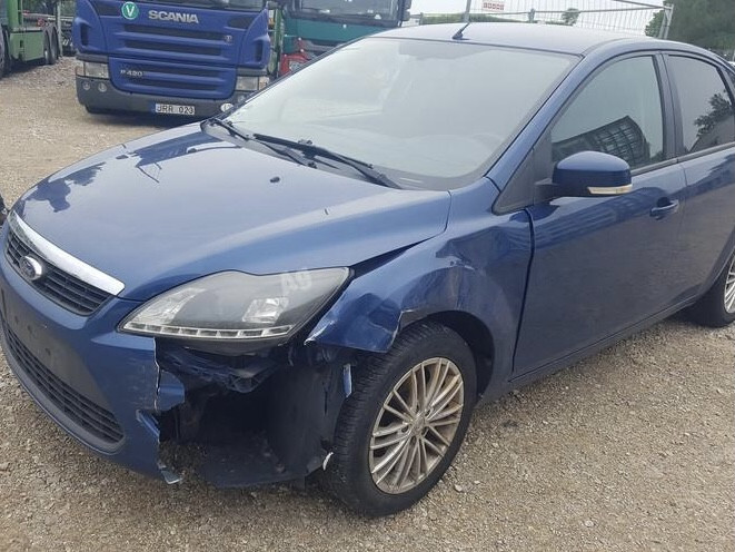 Крило ліве Ford Focus 2 хетчбек 2009 р.  1.6 л бензин