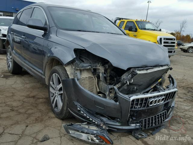 Передний бампер Audi Q7 2015 г.  3.0 л дизель Черкассы