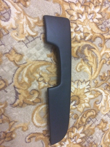 Накладка подлокотника SSangYong Kyron универсал 2010 г.  2.3 л бензин Днепр