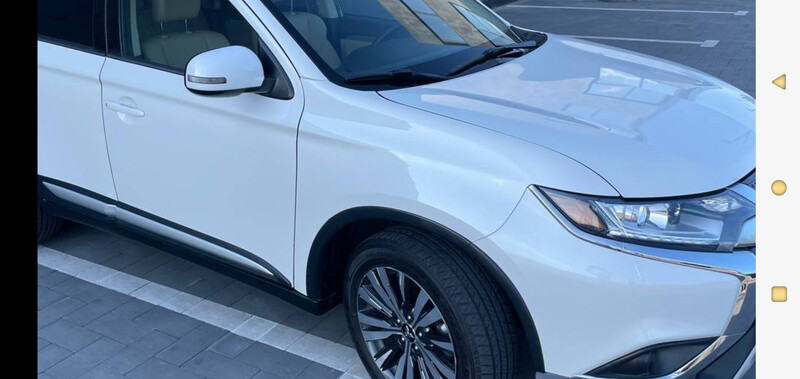 Праве переднє крило біле Mitsubishi Outlander 3  2019 2.0 Бензин Луцк