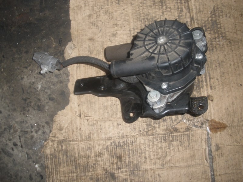 Воздушный насос 176000F010   Lexus GX, Lexus LX, Toyota Land Cruiser