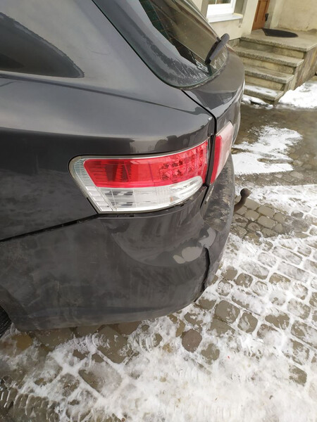Лівий зовнішній ліхтар Toyota Avensis  2011 універсал 2.2 Дизель Хмельницький