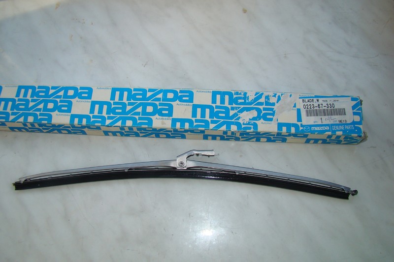 Щетка стеклоочистителя Mazda Bongo  1987 2.0 Бензин Николаев
