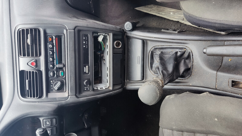 Центральная панель торпеды на консоль Subaru Legacy 2  1997 2.0 Бензин Киев