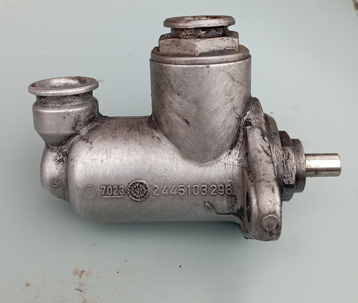 Механический топливный насос Mercedes-Benz Sprinter  1999 2.3 Дизель 