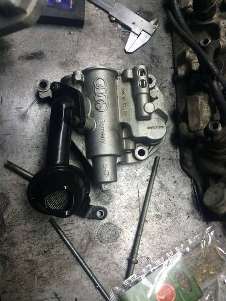 Маслонасос Skoda Octavia  2009 хэтчбек 1.8 Бензин Старый Самбор