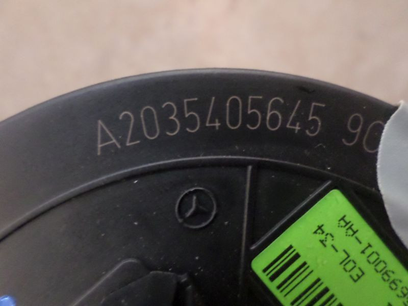 Контакт Mercedes S-Class 2003 г.  4.0 л бензин Харьков