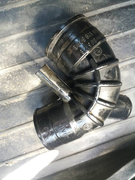 Патрубок турбины Volkswagen Sharan 1999 г.  1.8 л бензин Винница