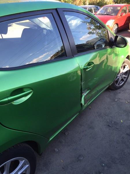 Дверь передняя Mazda 2 хэтчбек 2008 г.  1.5 л бензин Черкассы