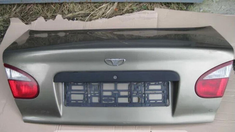 Кришка багажника оливкового кольору Daewoo Lanos  2007 1.4 Бензин Винница