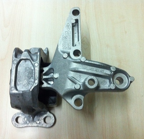 Опора двигателя 11 21 051 88R   Renault Megane