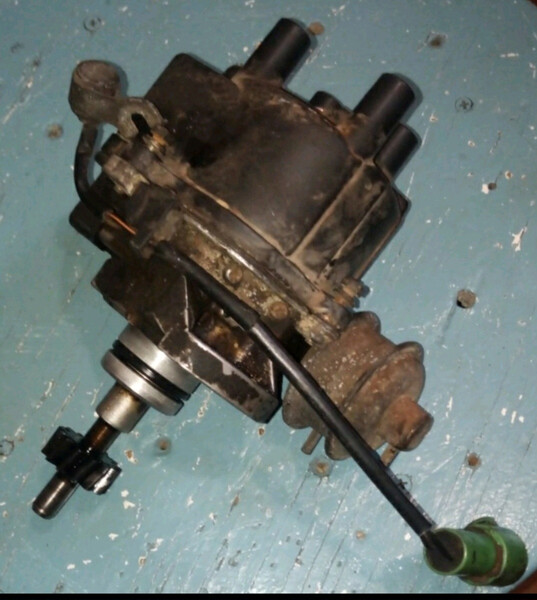 Трамблер у зборі Toyota Corolla  1986 1.5 Бензин 