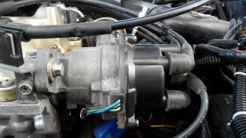 Трамблёр 2210074Y05   Nissan Sunny