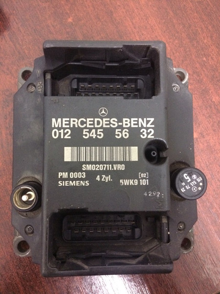 Комутатор системи запалювання Mercedes-Benz E-Class  1995 універсал 2.0 Бензин Івано-Франківськ