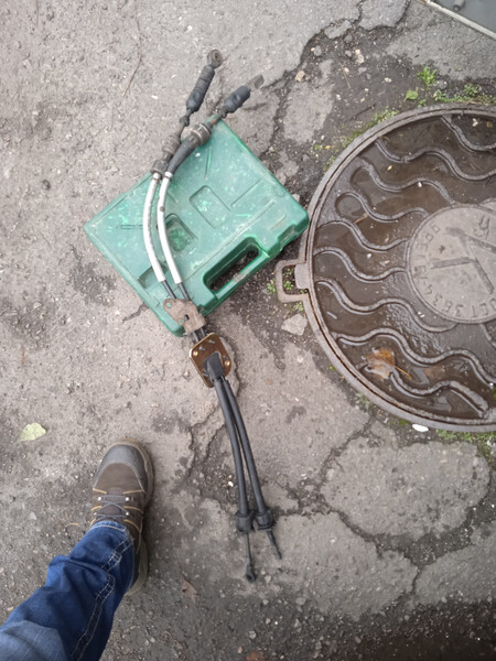 Трос переключения передач Toyota Corolla E120  2005 14.0 Бензин Белая Церковь