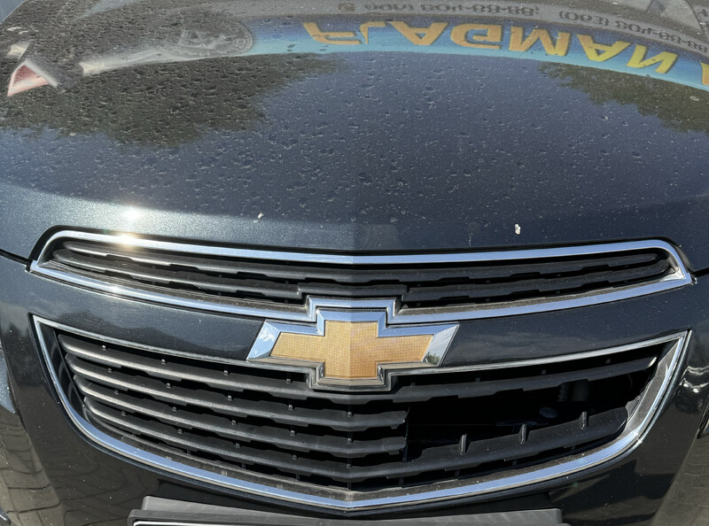 Решетка радиатора Chevrolet Cruze 2012 г.  1.8 л бензин Днепр