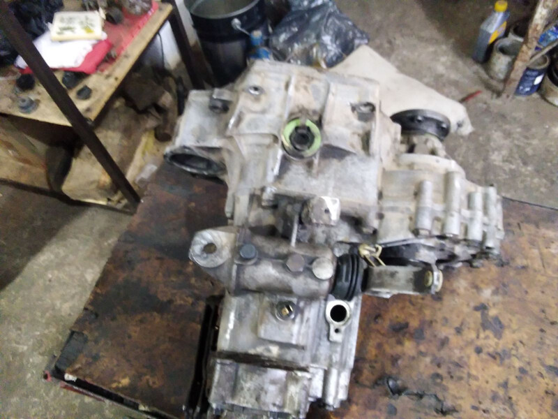 КПП Volkswagen Golf 2  1988 хетчбек 1.8 Бензин Чаплинка