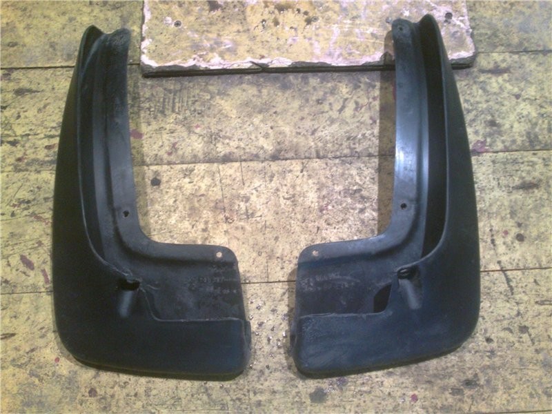 Бризговик передній лівий Peugeot 307  2003 універсал 2.0 Бензин Харків