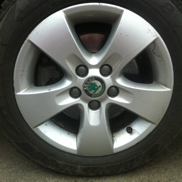 Колісний диск легкосплавний Skoda Fabia  2005 хетчбек 1.4 Бензин Лубни