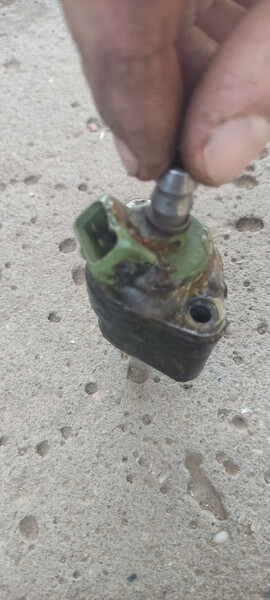 Форсунки Nissan Bluebird  1988 хетчбек 2.0 Бензин 