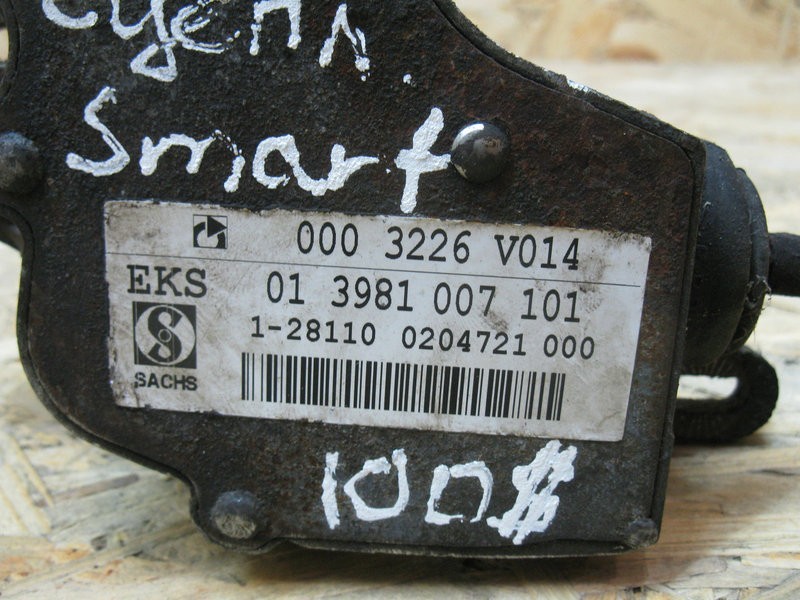 0003226v014 Smart ForTwo хэтчбек 2000 г.  0.8 л бензин Львов