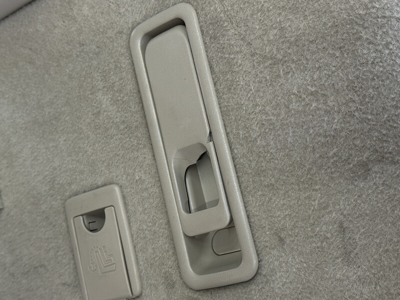 Ручка сидіння Toyota Land Cruiser Prado 150  2010 4.0 Бензин 