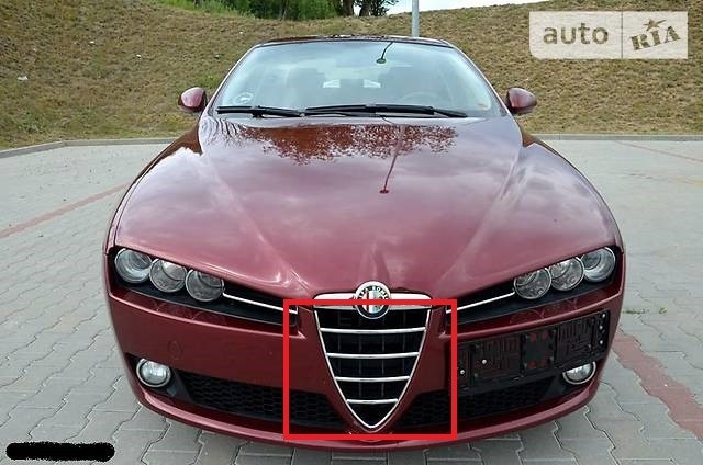 Решітка радіатора Alfa Romeo 159 універсал 2007 р.  2.2 л бензин Дніпро