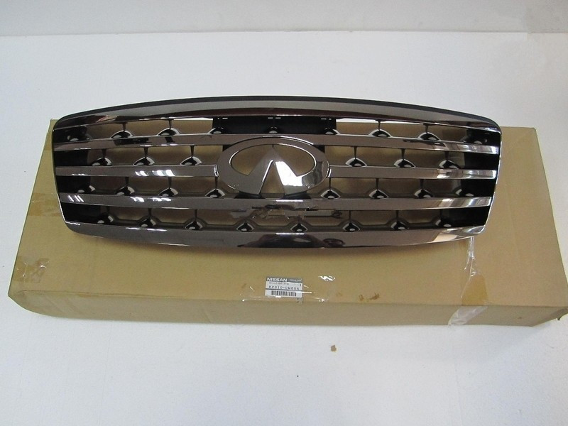 Решетка радиатора 62310-CM80A   Infiniti FX