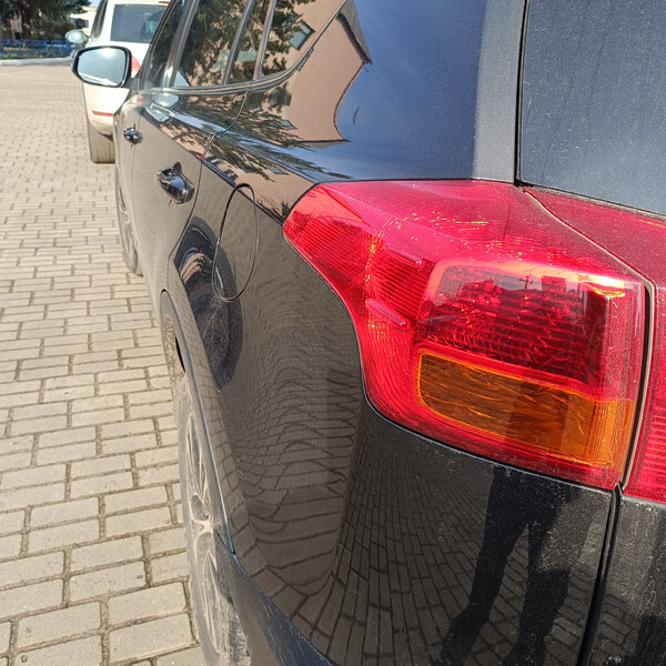 Заданий фонарь левий Toyota RAV4  2013 универсал 2.0 Дизель Конотоп