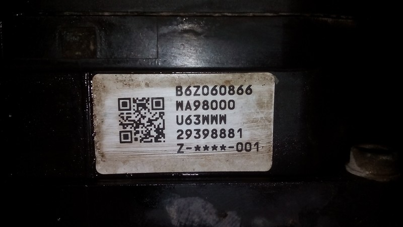 Блок управління ABS B6Z060866   Nissan X-Trail