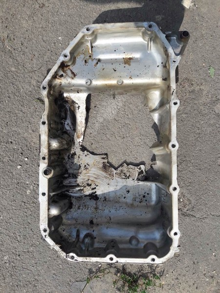 Поддон картера и маслоприйомник Honda CR-V  2011 2.4 Бензин Луцк