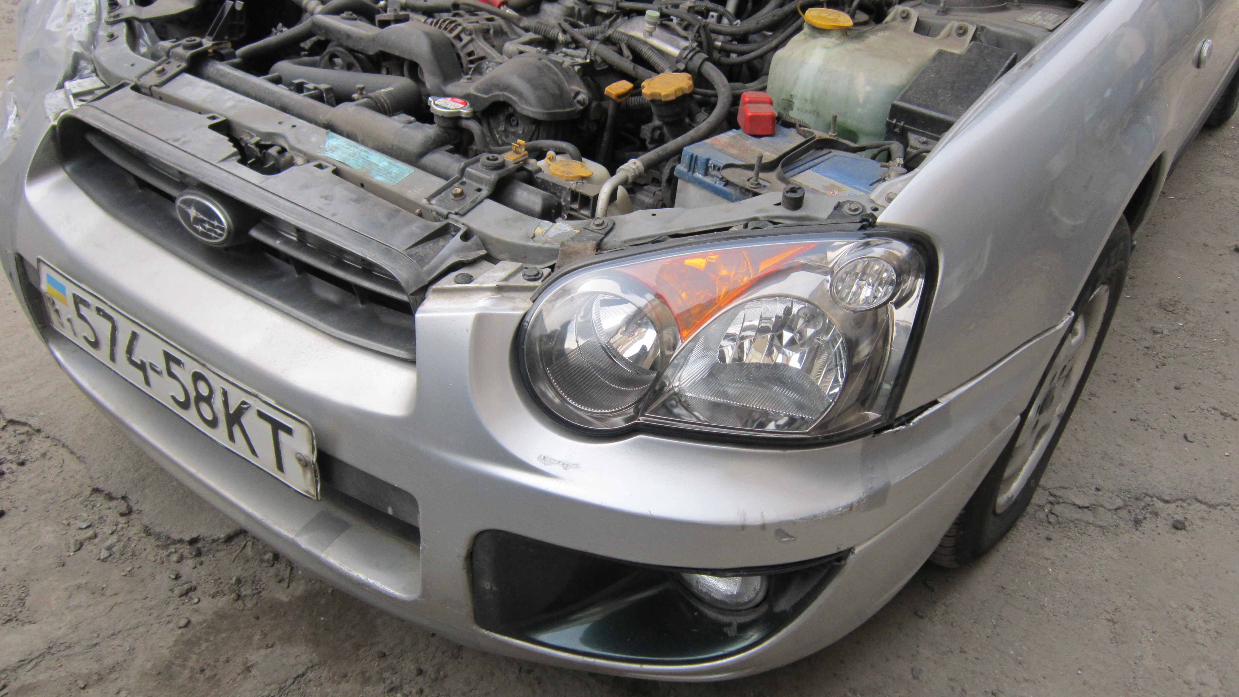 Фара права Subaru Impreza  2003 1.6 Бензин 