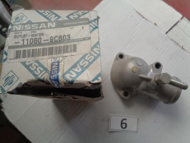 Крышка термостата Nissan Vanette C23 1997 2.3 Дизель Полтава