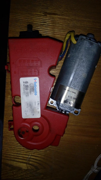 Моторчик люка Audi A4 B5 1998 1.6 Бензин Львів