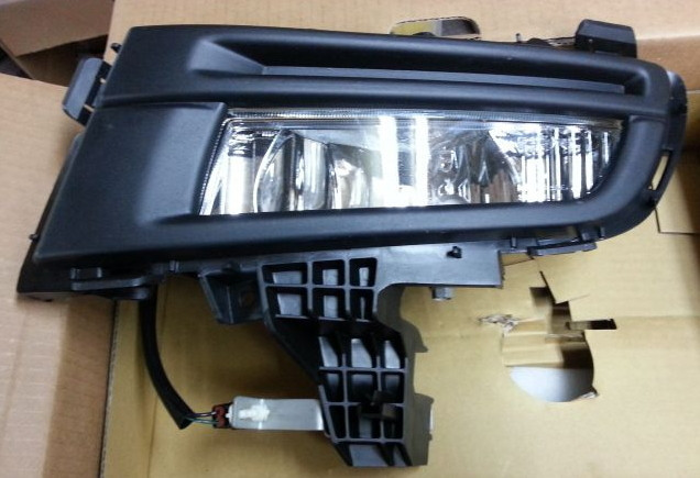 Противотуманка левая, Mazda 3 Sport 2008 2.0 Бензин Краматорск