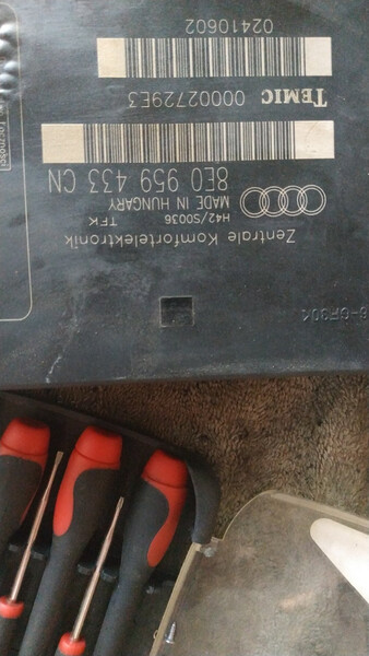 Блок комфорта 8E0959433CN   Audi A4