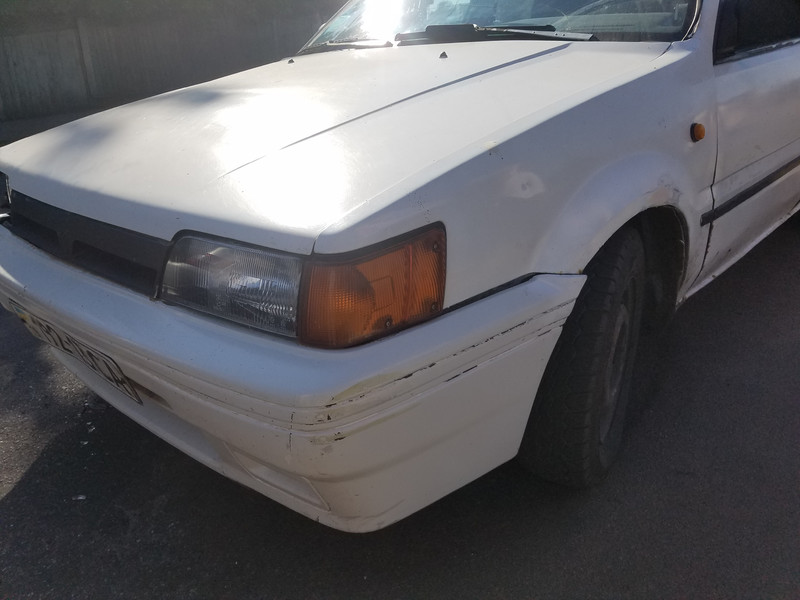 Фара Nissan Sunny B12  1989 1.6 Бензин Конотоп
