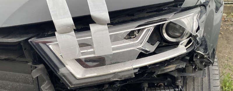 Фары передние Audi Q7 универсал 2019 г.  3.0 л бензин Днепр